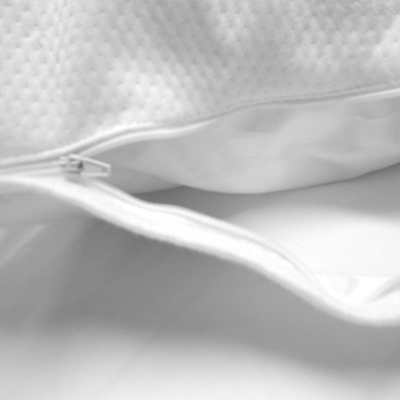 Husa protectie perna, Soft Touch impermeabil dim. 70x70cm