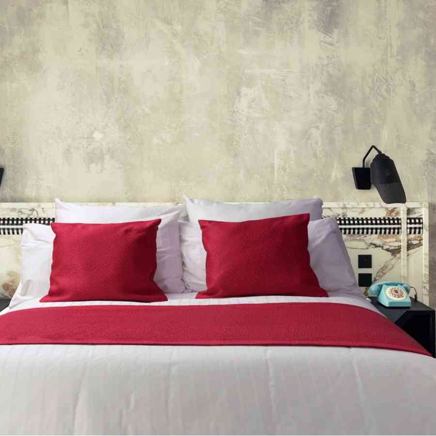 Traversa de pat  Pique Anderson Mosaic Burgundy